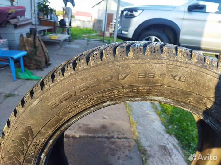 Nokian Tyres R-Truck Drive 215/55 R17