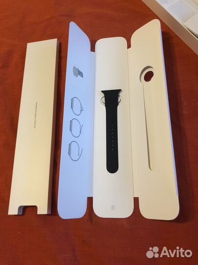 Коробка от apple watch 3