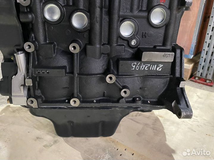 Двигатель 4G18 Новый mitsubishi