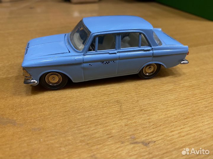 Модель авто 1:43 Москвич 408 А2 СССР