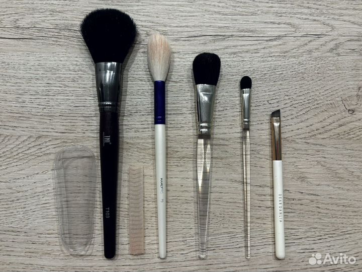 Кисти для макияжа