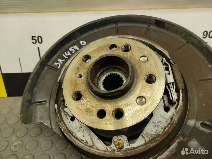 Кулак поворотный задний левый Mercedes-Benz W251