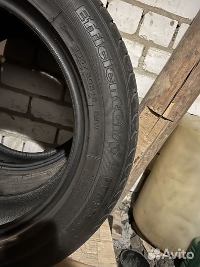 Goodyear EfficientGrip 205/60 R16 92W