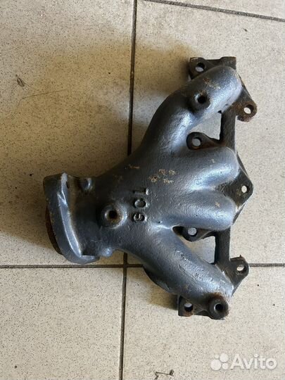 Коллектор выпусной логан