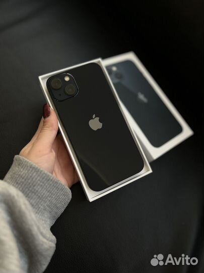 iPhone 13, 256 ГБ