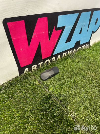 Форсунка омывателя Volkswagen Jetta 7 2019