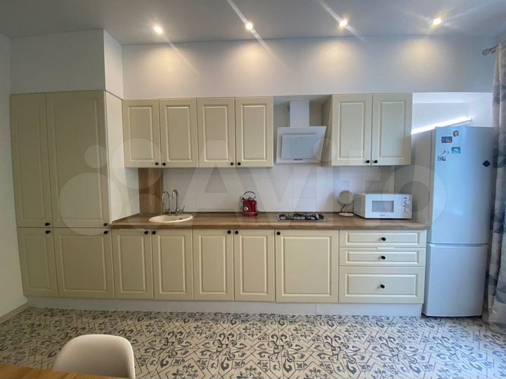 1-к. квартира, 43 м², 1/3 эт.