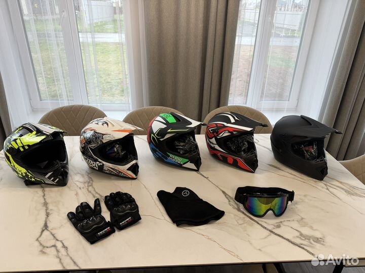 Мотошлем + очки + балаклава + перчатки