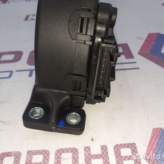 Педаль акселераора в сборе