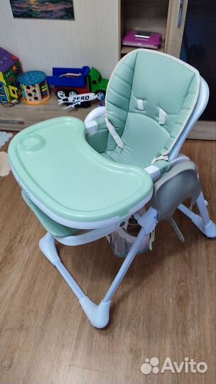 Стульчик-шизлонг для кормления Bubago