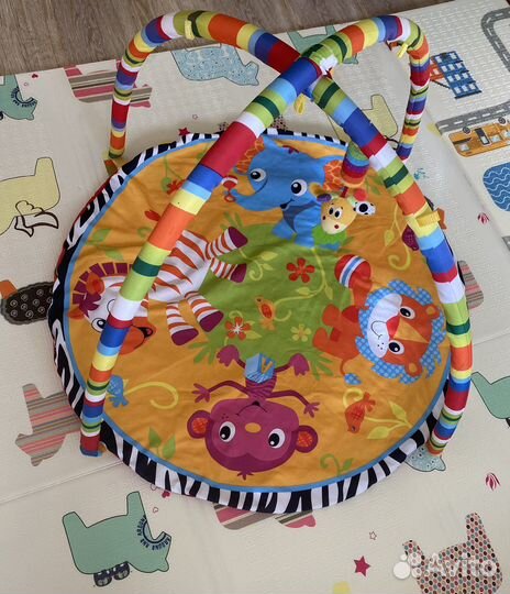 Развивающийся коврик