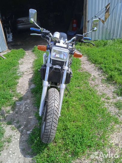 Мотоцикл Ямаха FZX750