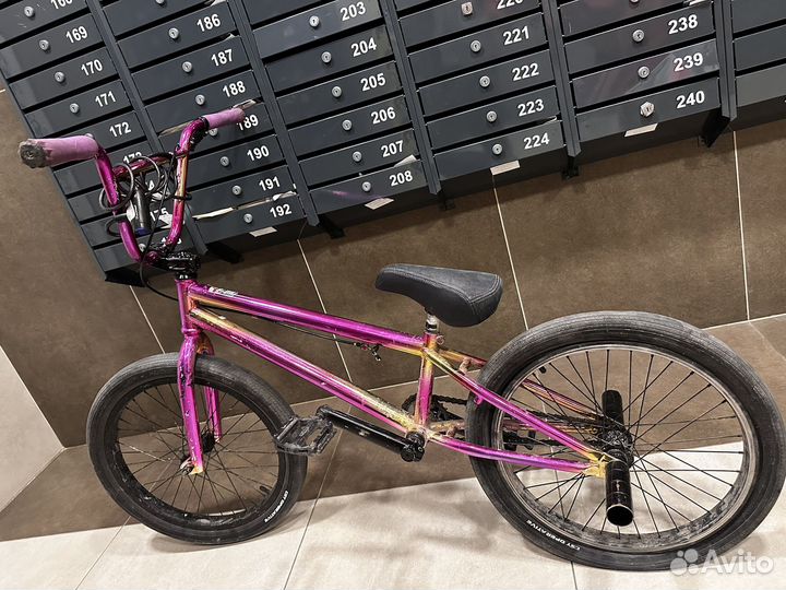 Трюковой велосипед bmx