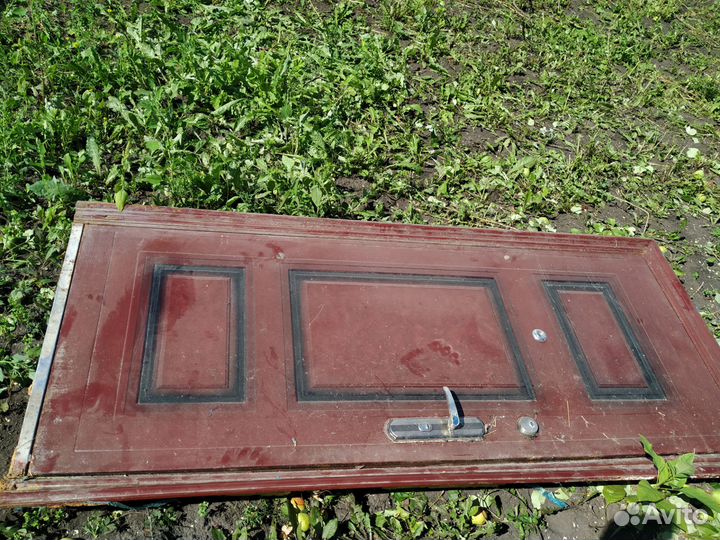 Входная дверь
