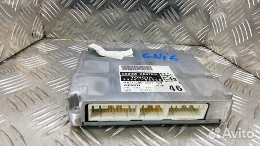 Блок управления двигателем toyota avensis T22 (GNI