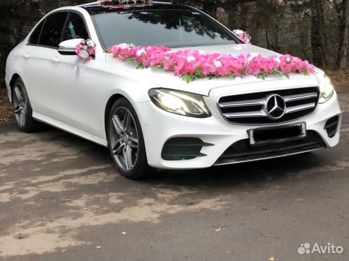 Свадебные украшения на автомобили