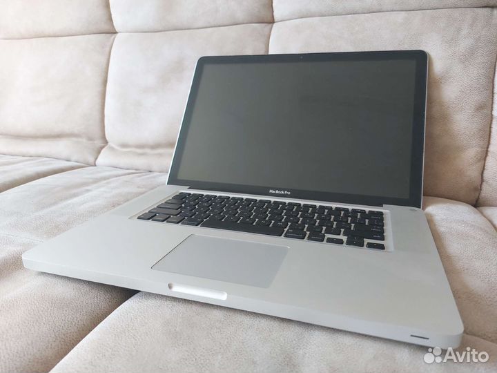 Продаётся Macbook Pro 15 2009 года