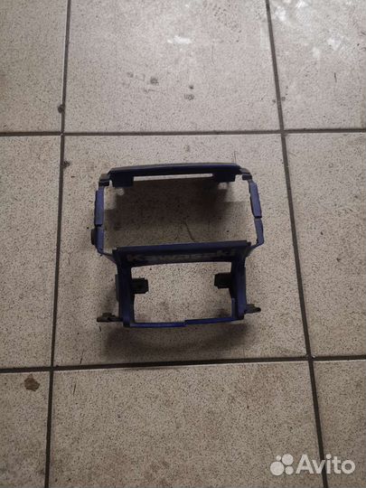 Основание стоп сигнала Kawasaki ZZR 400 1