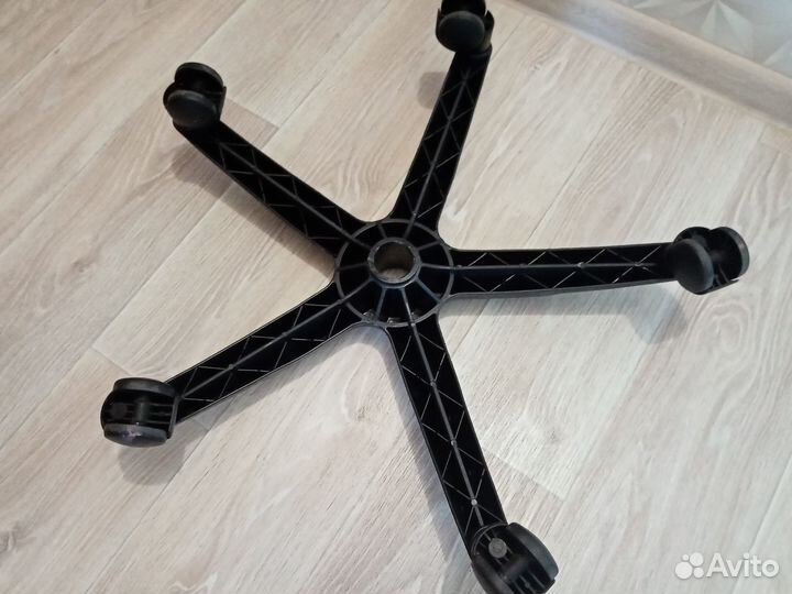 Крестовина для компьютерного кресла