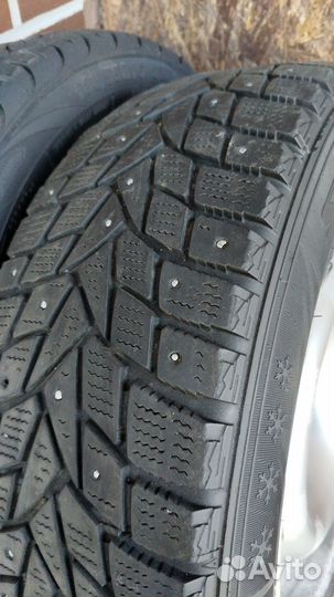 Dunlop SP Winter Ice 02 185/65 R15