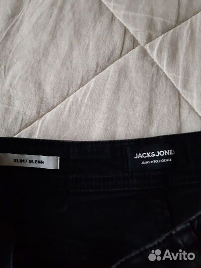 Джинсы мужские Jack & Jones в состоянии новых