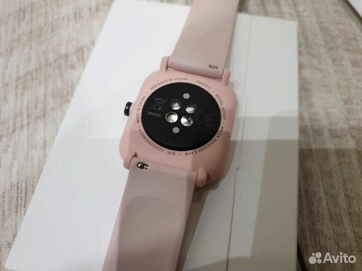 Смарт-часы Amazfit Bip U Pro, как новые