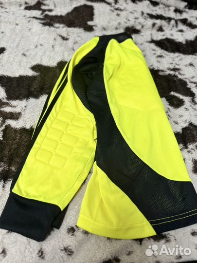 Футбольный костюм новый