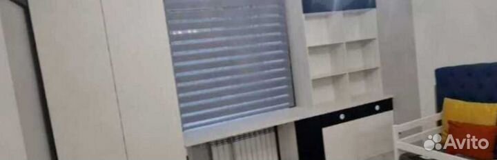 Рабочая зона у окна