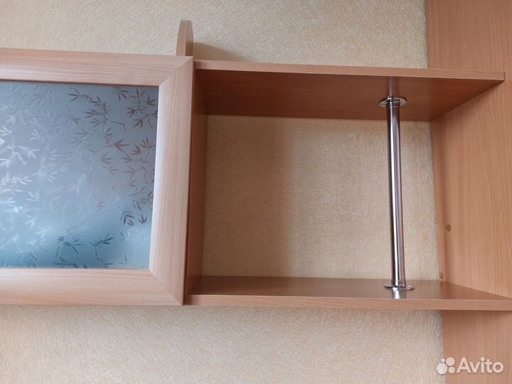 Полка настенная навесная бу