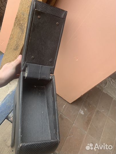 Подлокотник ваз 2114