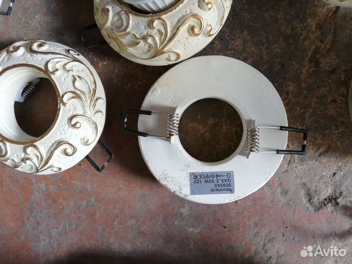 Точечные светильники. Розетки выключатели