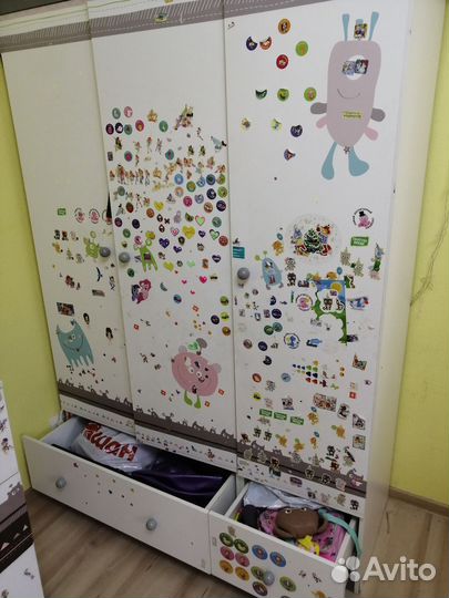 Детский шкаф для одежды бу +комод