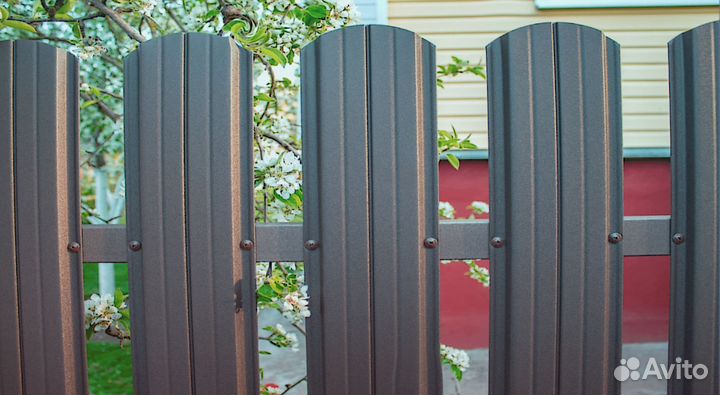 Евроштакетник цветной выбери свой забор