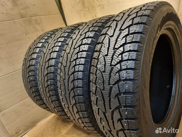Hankook I'Pike RW11 215/65 R16 98T