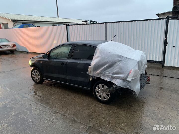 Запчасти на volkswagen polo