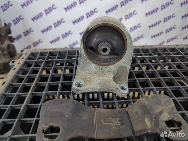 Подушка АКПП Nissan X-Trail T30 QR25 2005