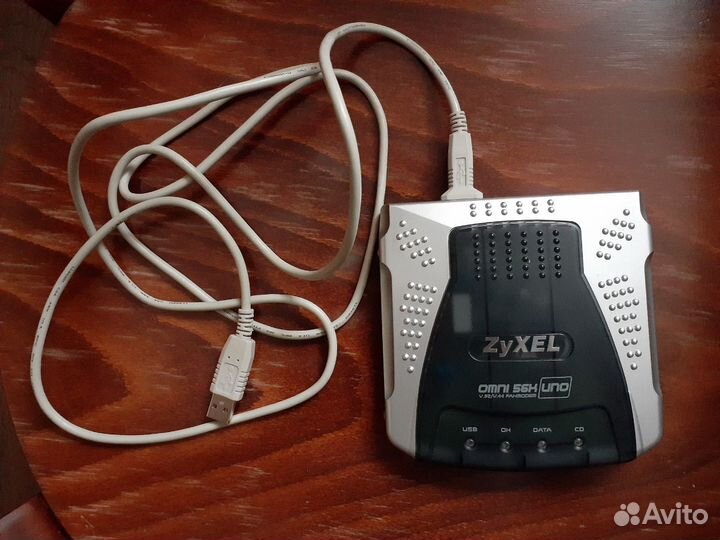 Модем Zyxel omni 56K UNO EE