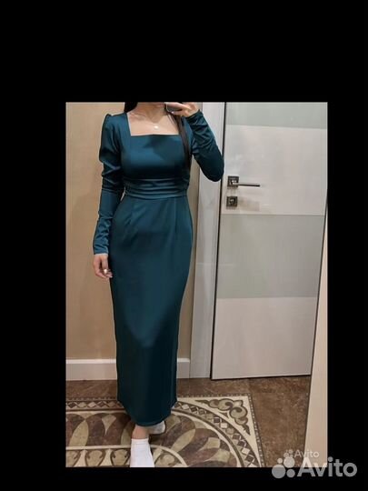 Платье вечернее