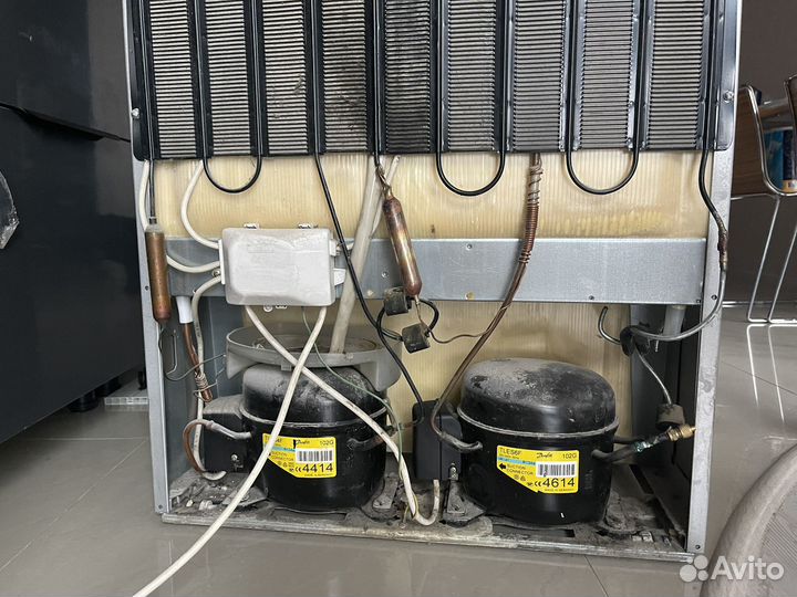 Холодильник Indesit