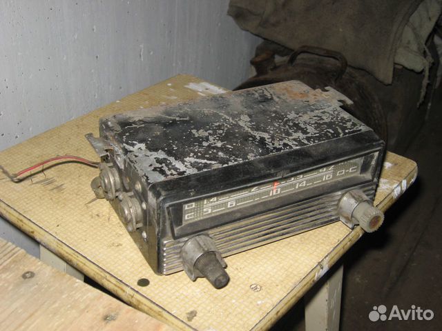 Автомобильный радиоприемник