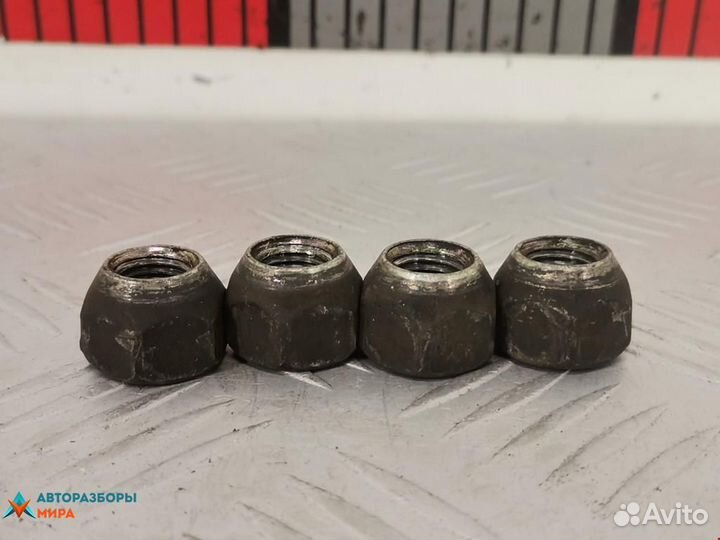 Болт колесный Toyota Yaris XP9 2008 9094201007