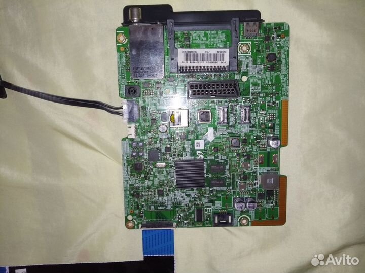Плата от телевизора Samsung UE32J4500AK