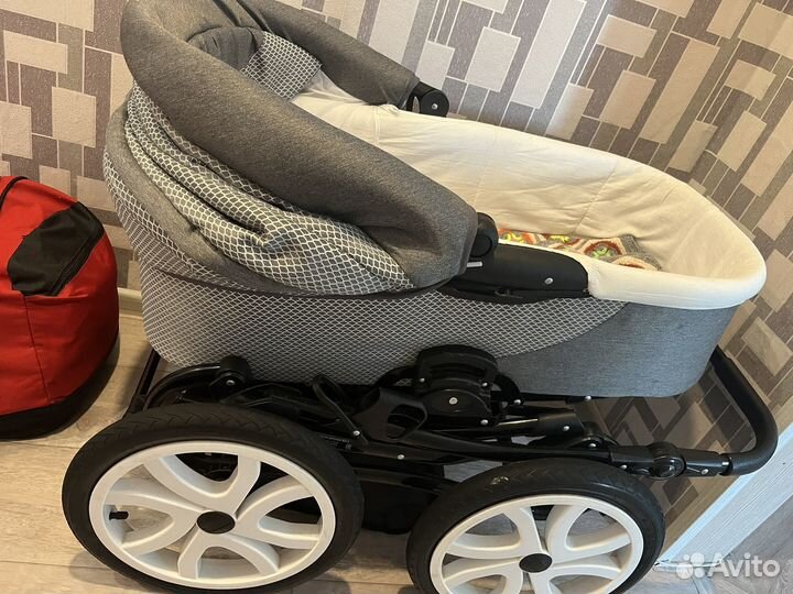 Продаю коляску 3в1