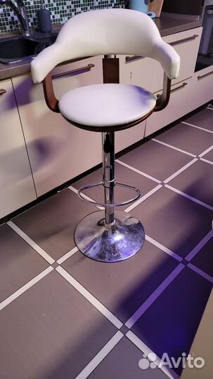 Стул барный