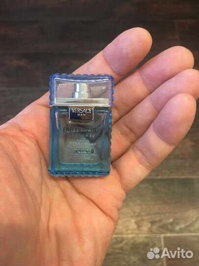 Парфюмерная вода Versache man eau Fraince