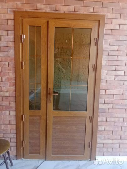 Дверь входная алюминиевая бу