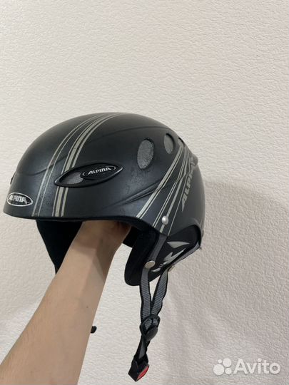 Шлем горнолыжный