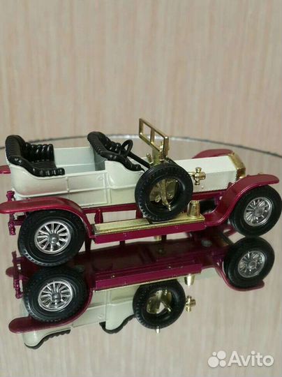 Коллекционные машинки Matchbox