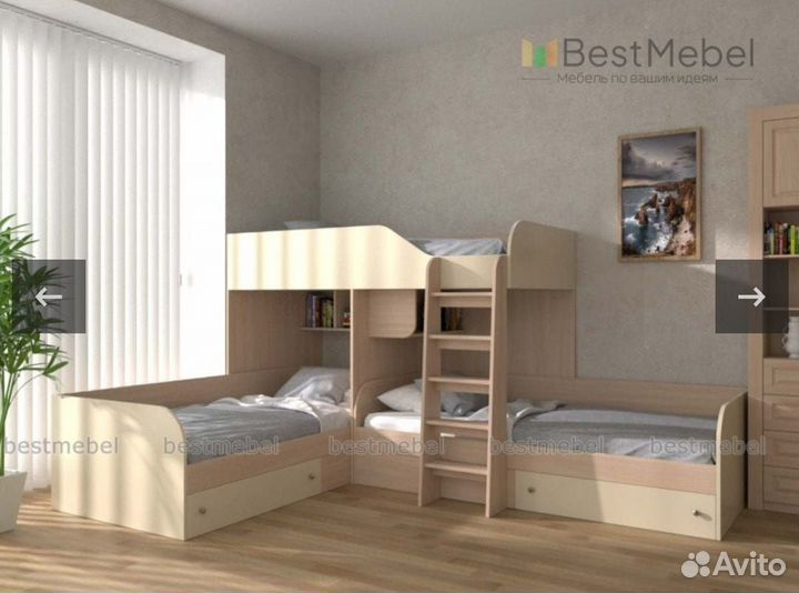 Детская двухярусная кровать 3-х местная