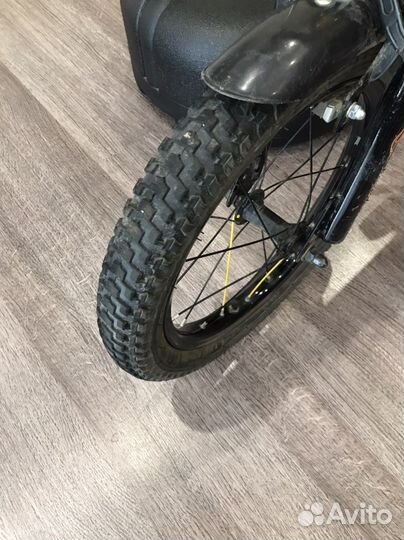 Детский велосипед 16